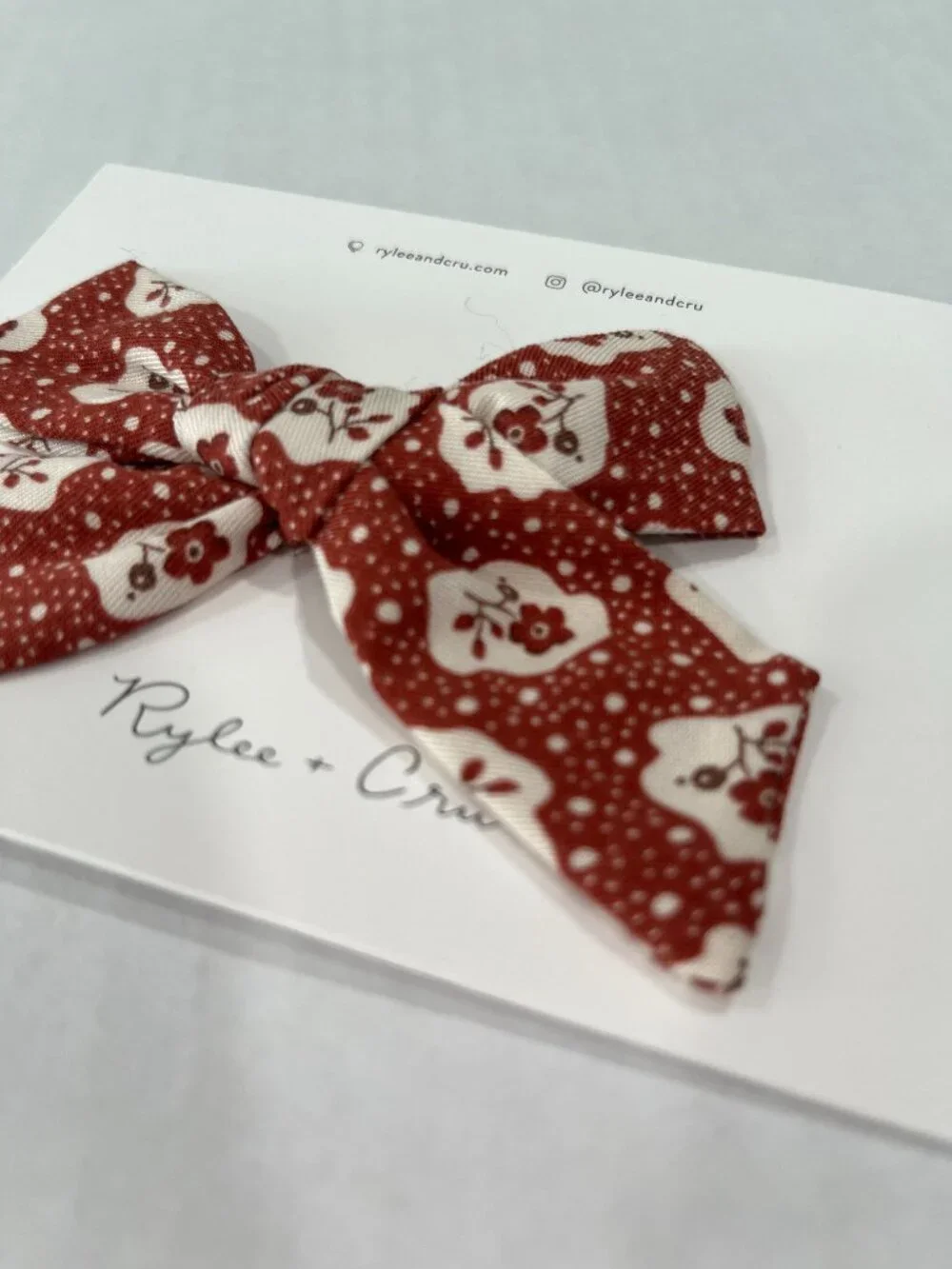 Girl - NWT - Rylee + Cru Bow in Ruby Fleur